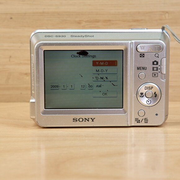 Sony Cyber Shot DSC-S930 Digital Camera 10.1MP Tested Working - Picture 4 of 9